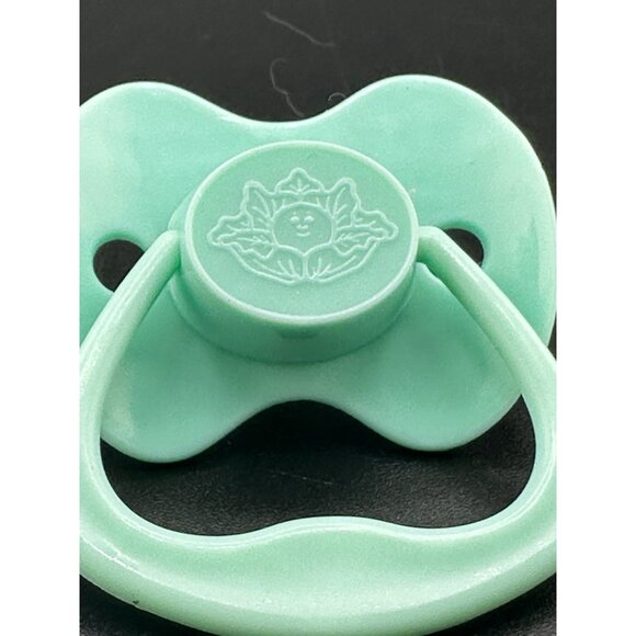Cabbage Patch Kids Teal Green Pacifier 2022 OOA NEW Babyland General Exclusive - Picture 2 of 4